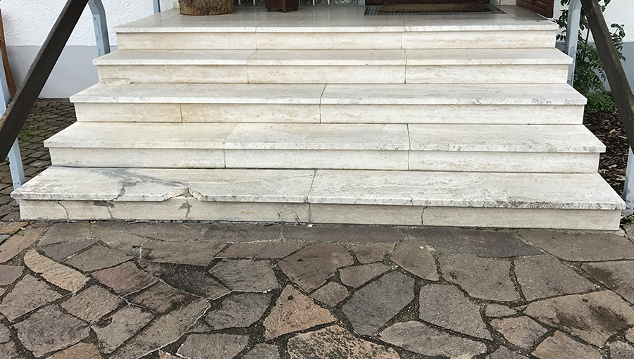Gutachter für Naturstein, ö.b.u.v. Sachverständiger, Fallbeispiel. Schadensdokumentation